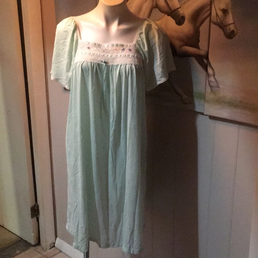 Vintage Night gown